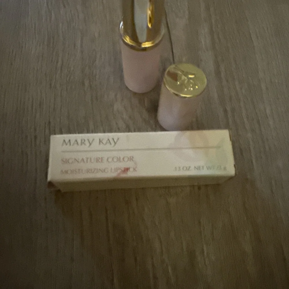 Mary Kay Lipstick Mauve Elegance 1696 Signature Color‎ Moisturizing NOS Retired